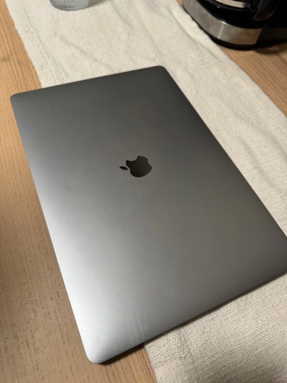 Apple MacBook Pro 16inch - Space Gray 16GB
